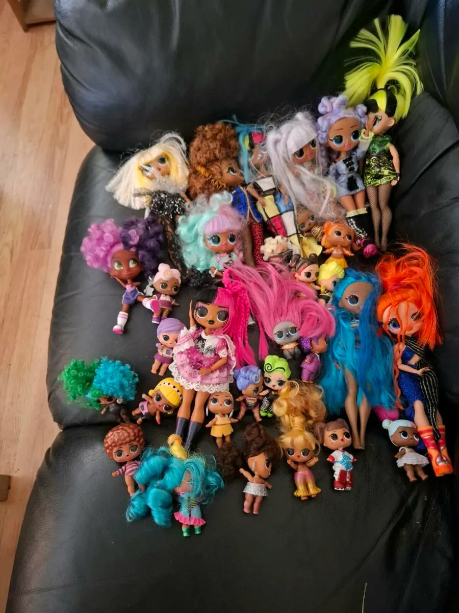 32 LOL Doll Bundle & a large range of accessories - Image 2