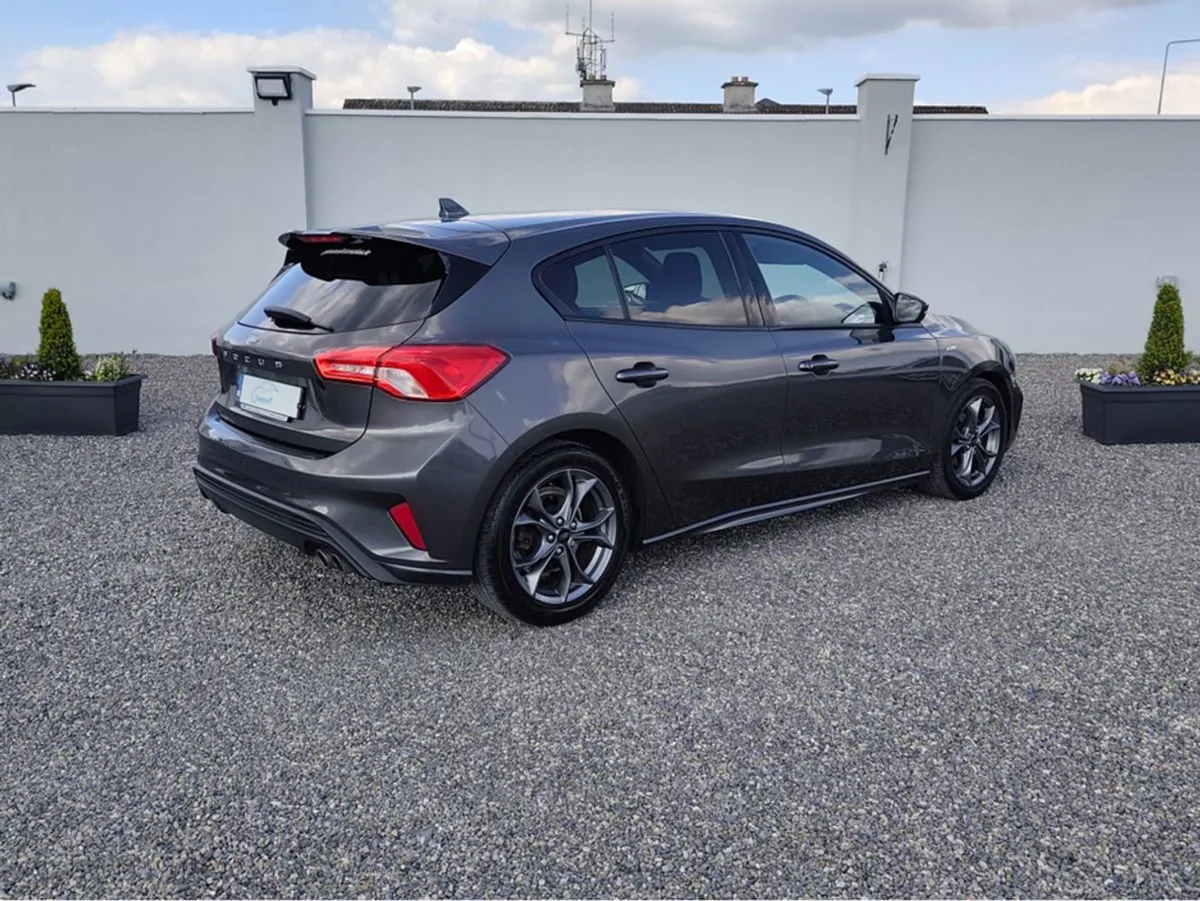 Ford Focus Low Miles St-line - Image 2