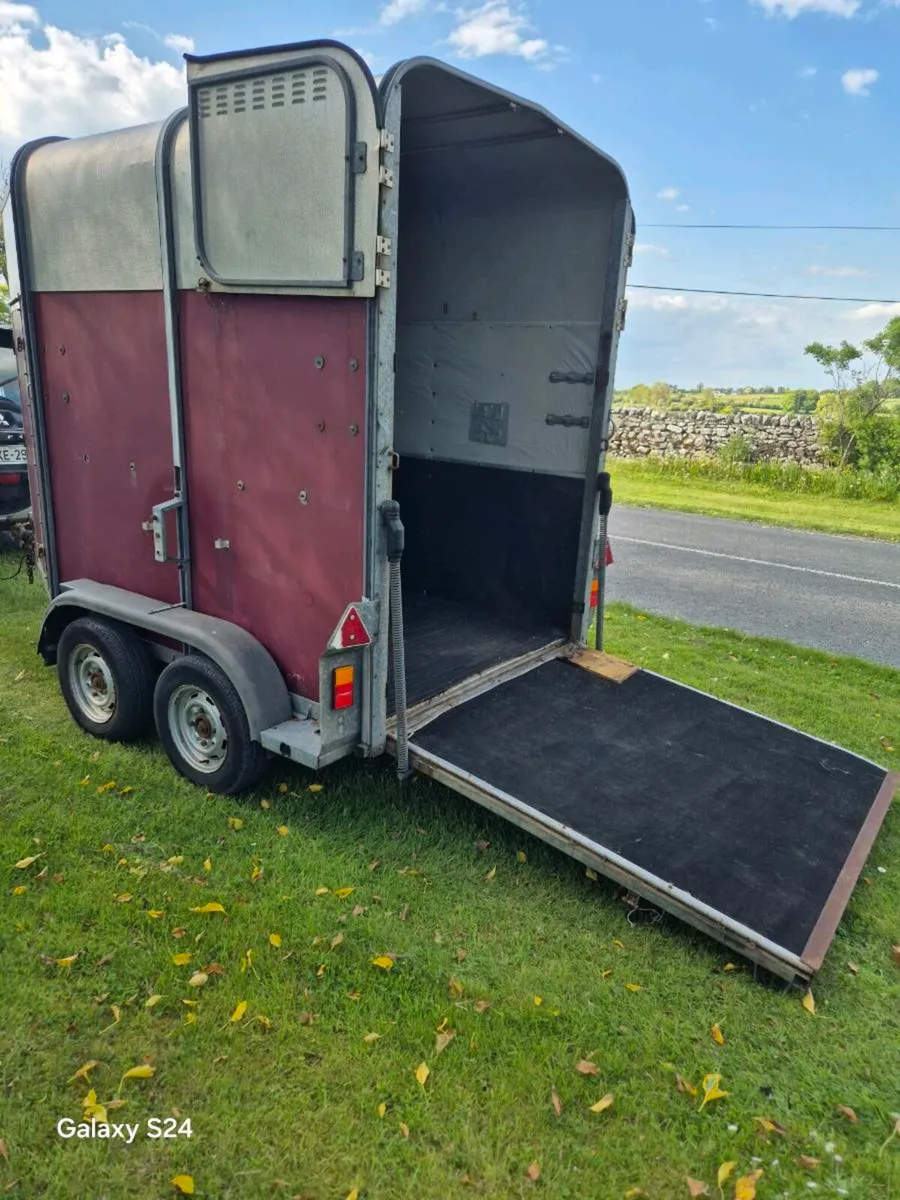 Ivor Willams Horse box - Image 2