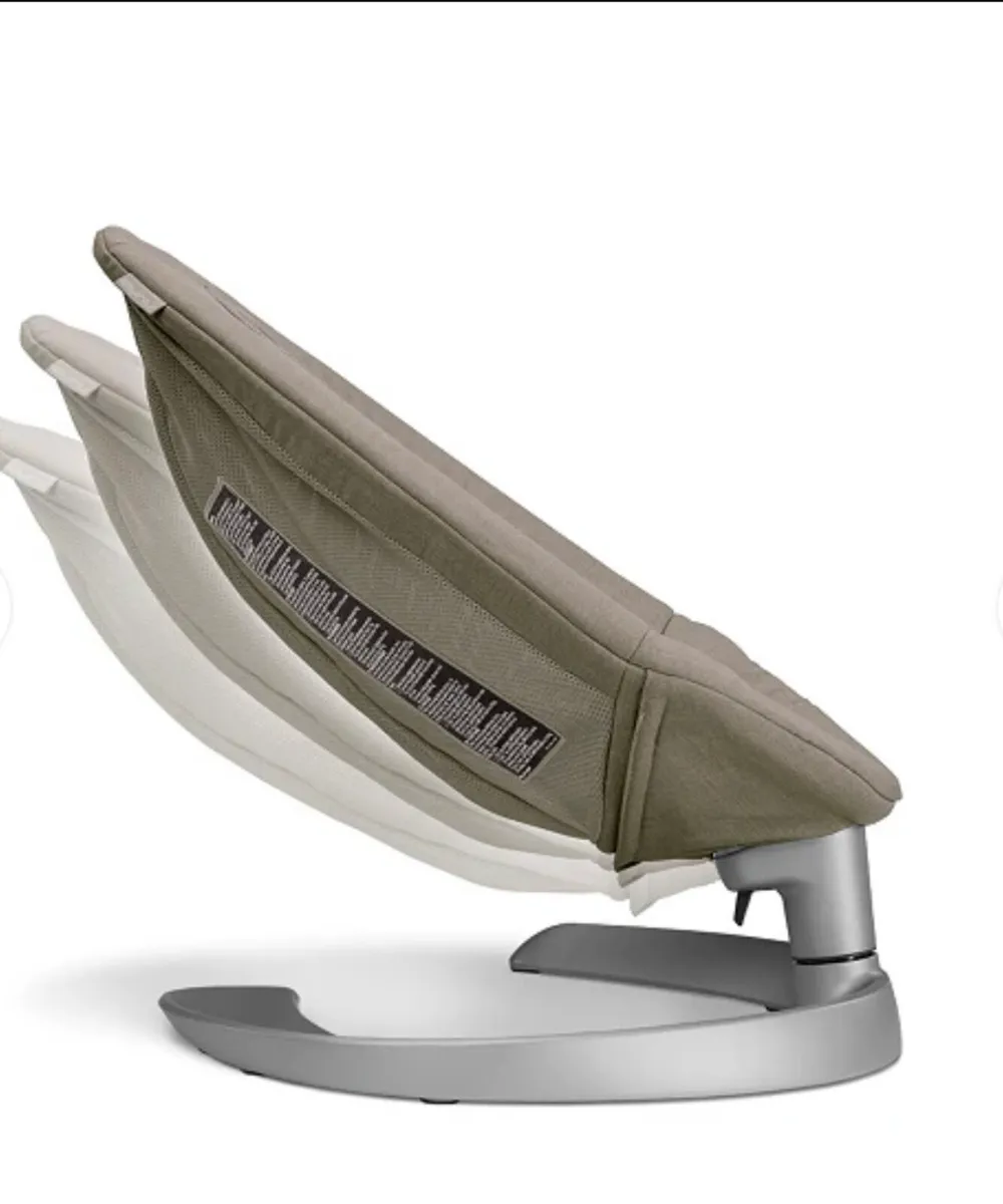Nuna LEAF Grow Baby Lounger + Toy Bar - Image 4