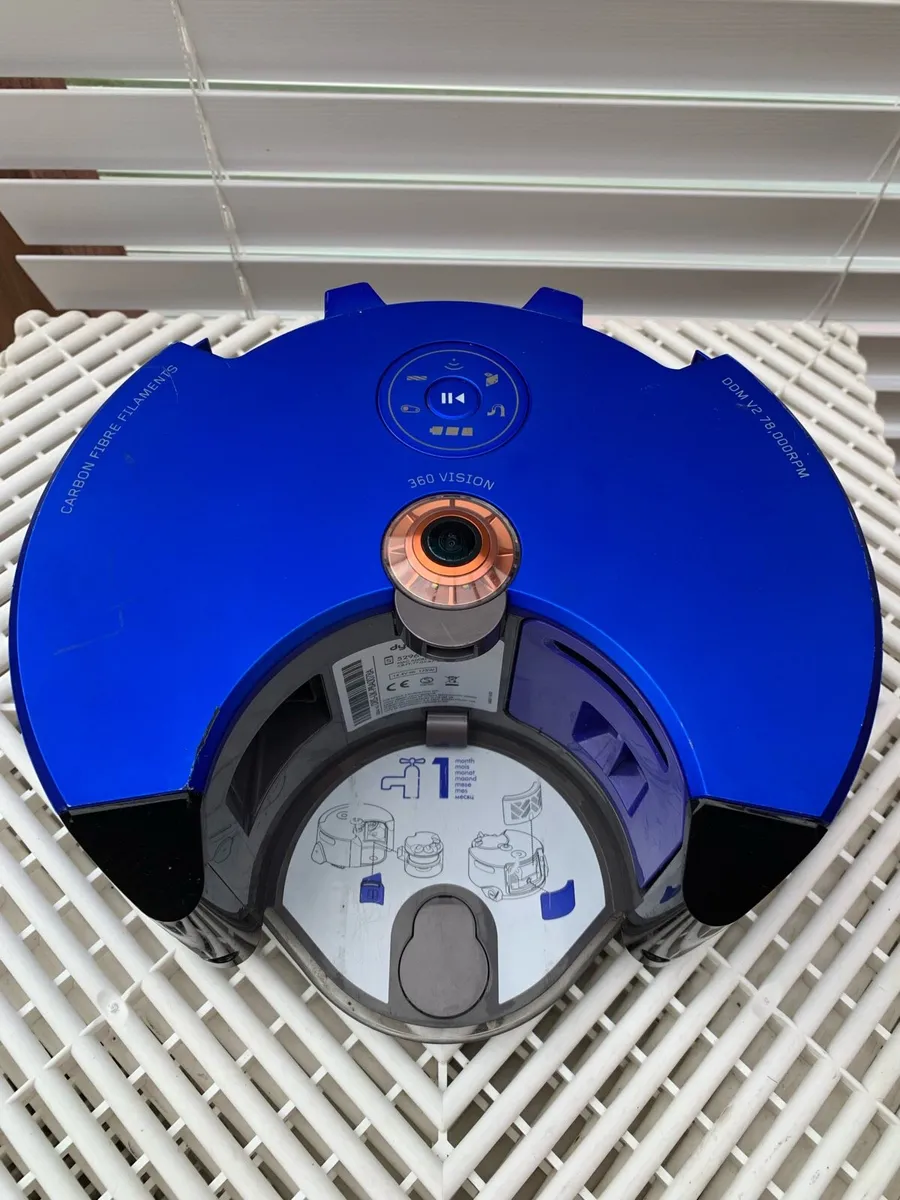 Dyson - Image 1