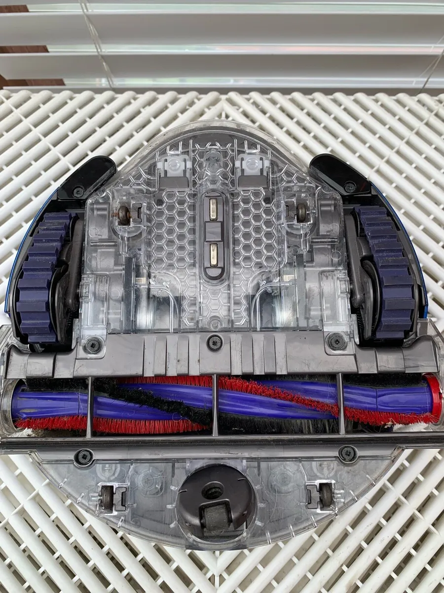 Dyson - Image 3