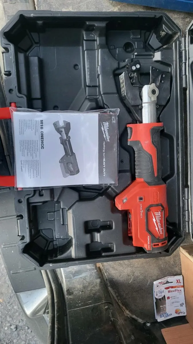 Milwaukee m18 - Image 1