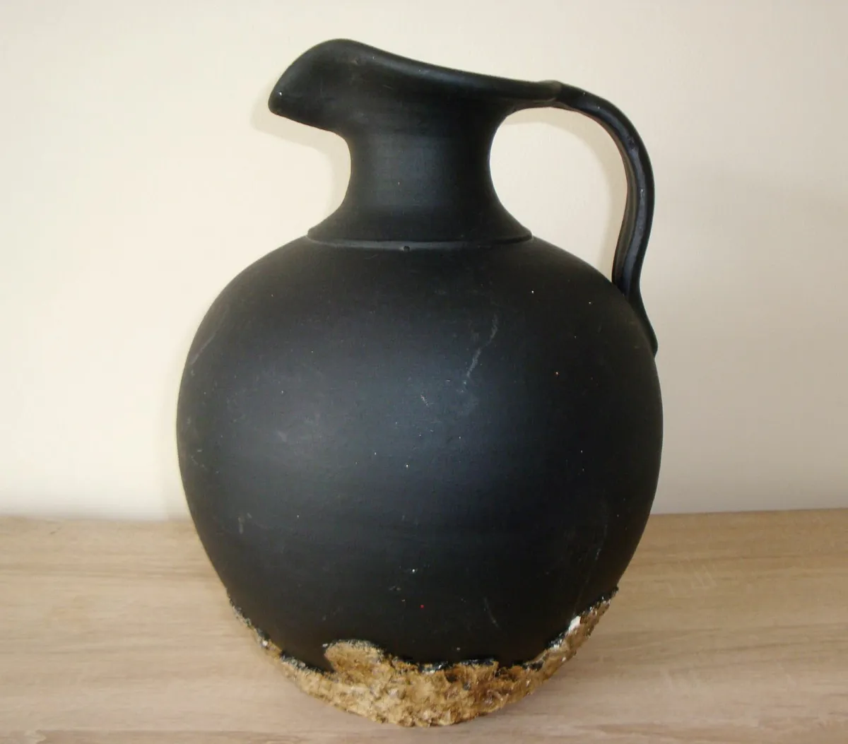 Large black jug vase home decor vintage - Image 4