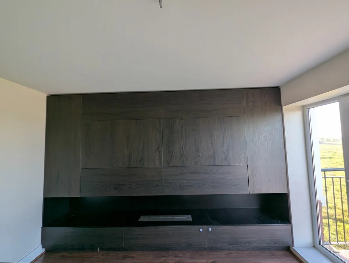 Wardrobe , TV unit - Image 1