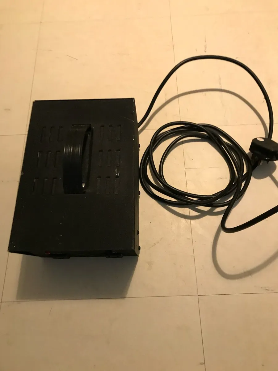 Voltage Transformer - Image 3