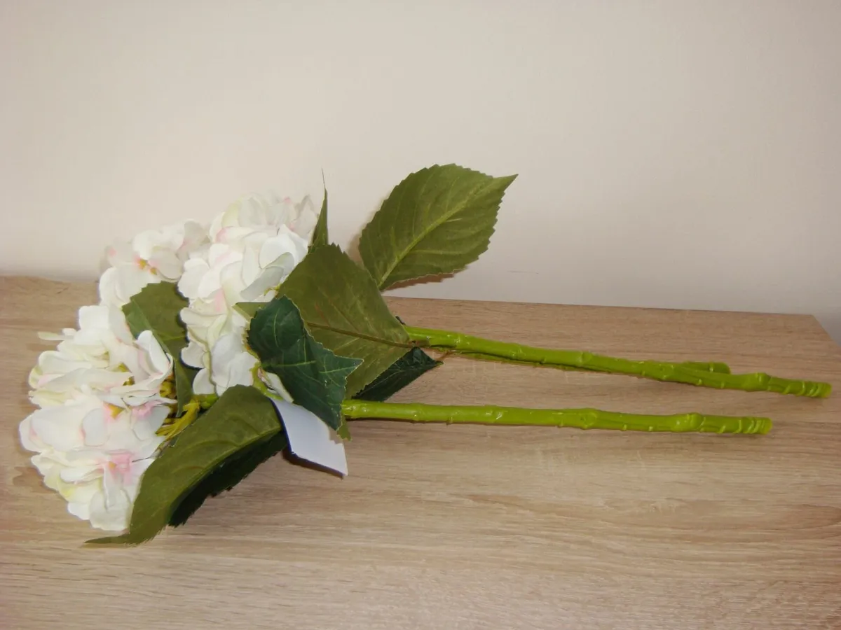 Three cream with hint of pink hydrangea stems - Image 3