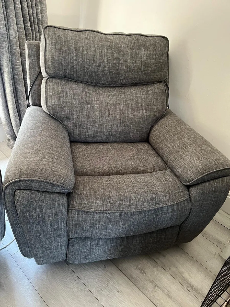 Arm Chair - Image 3