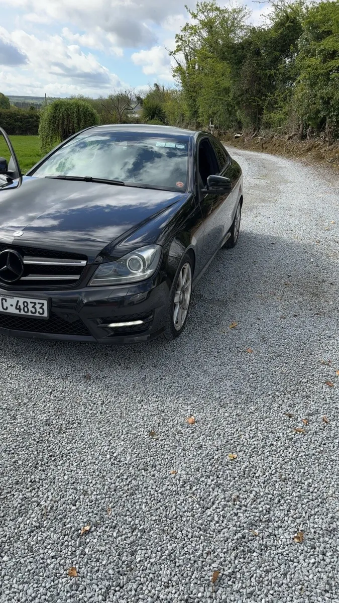 Merc C220D Auto( READ FULL ADD) - Image 3