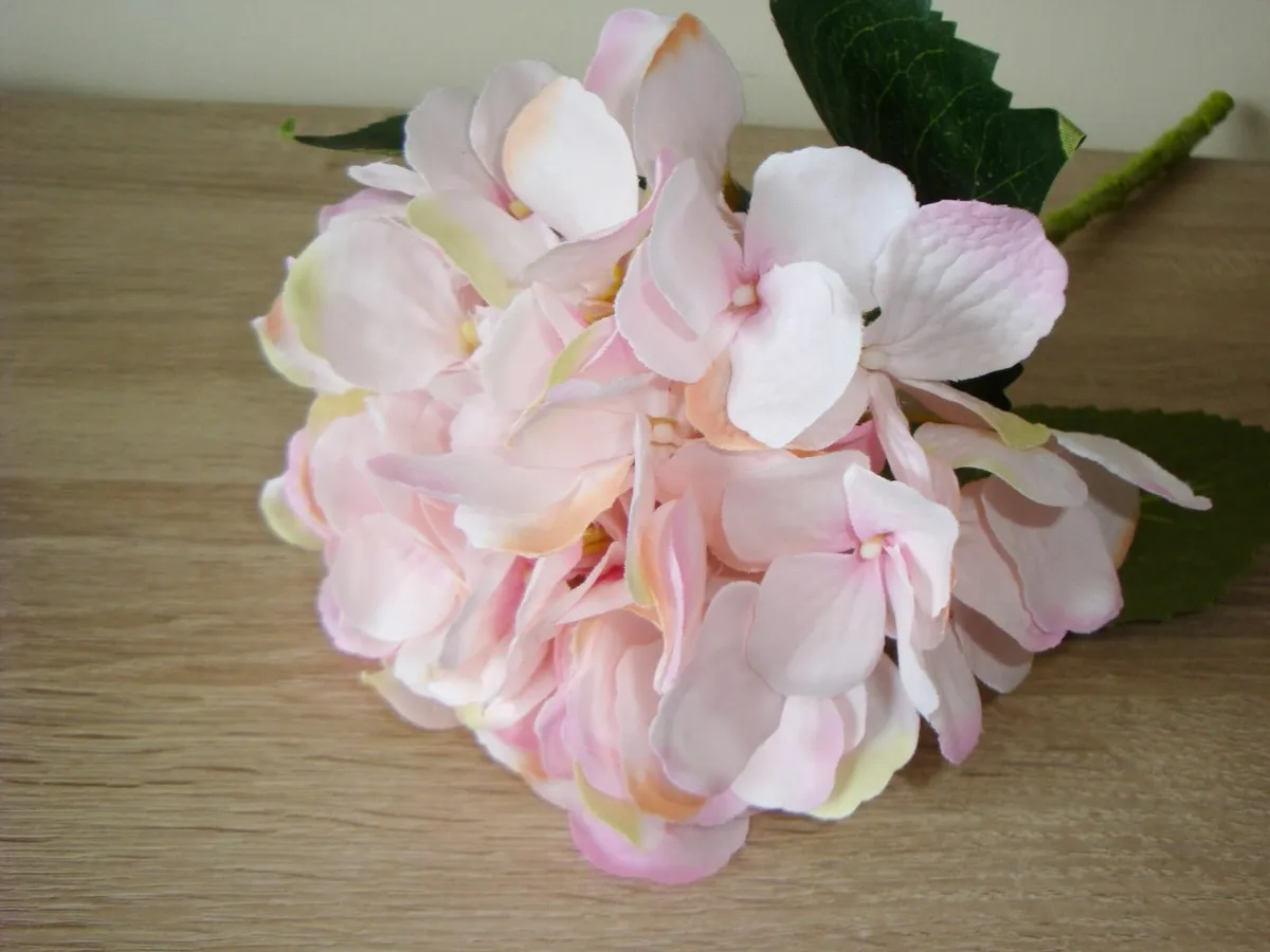 Three pink hydrangea stems - NEW - Image 2