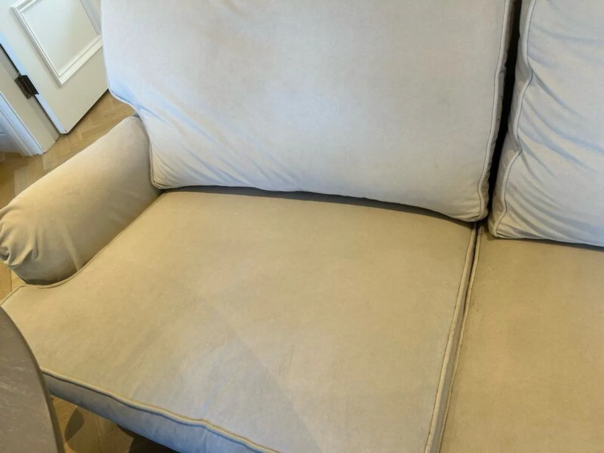 Velvet 3 seater sofa - Image 3