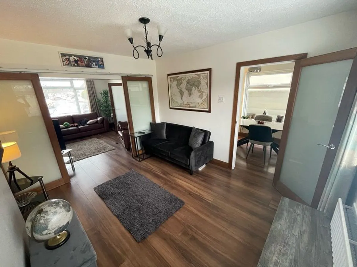 Beautiful walnut extra long / wide laminate flooring - Image 3