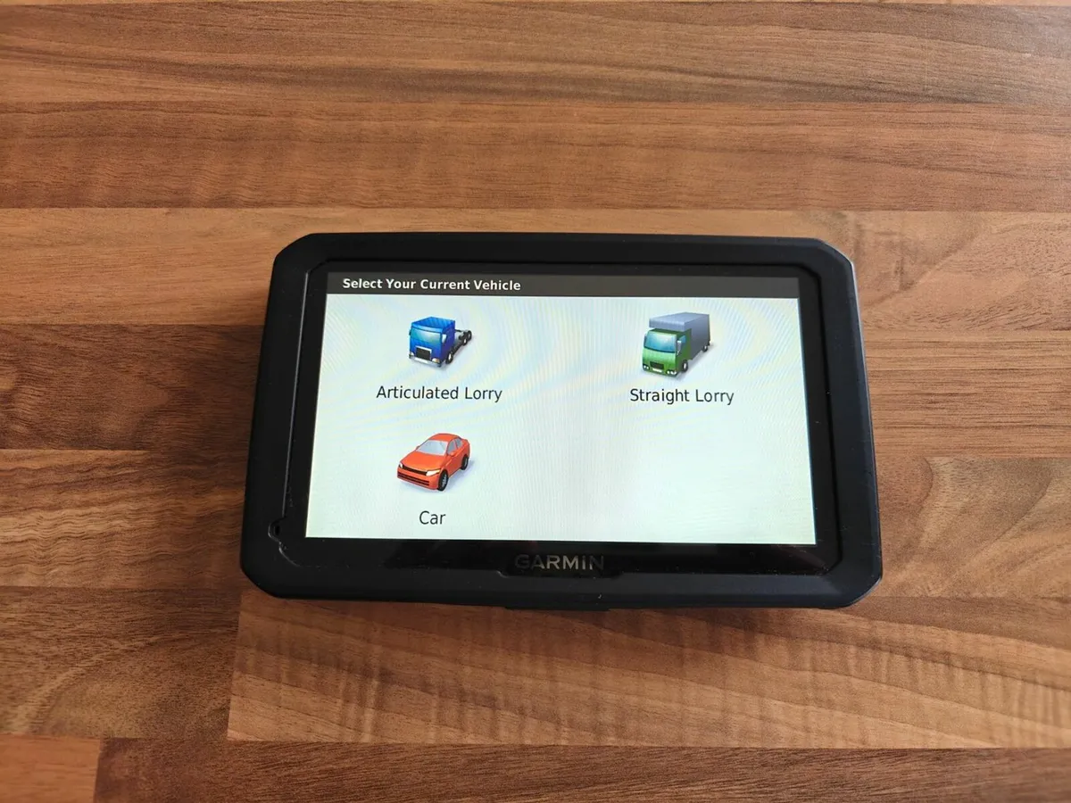 Garmin dezl 770 HGV sat nav - Europe 2025 - Image 2