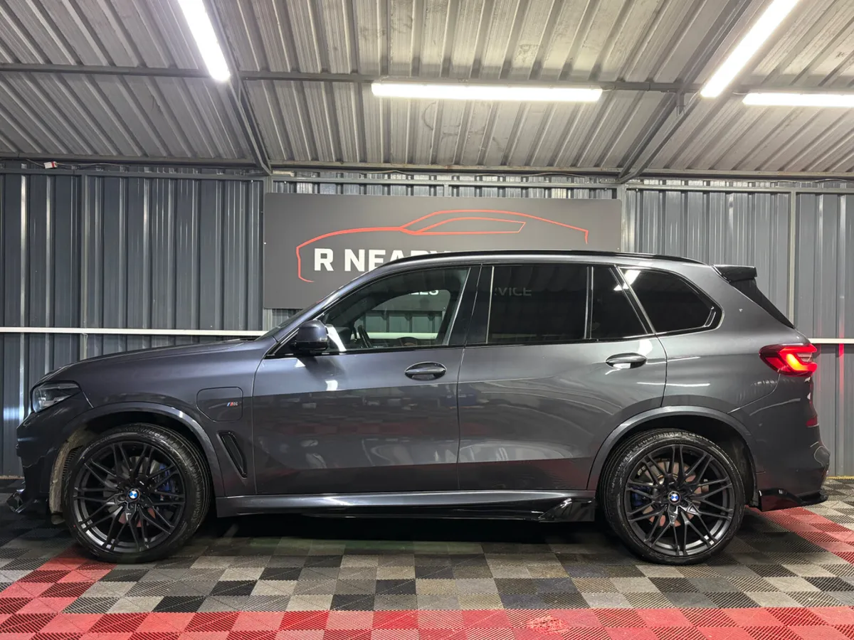 2021 BMW X5 45e M-Sport Automatic - Image 3