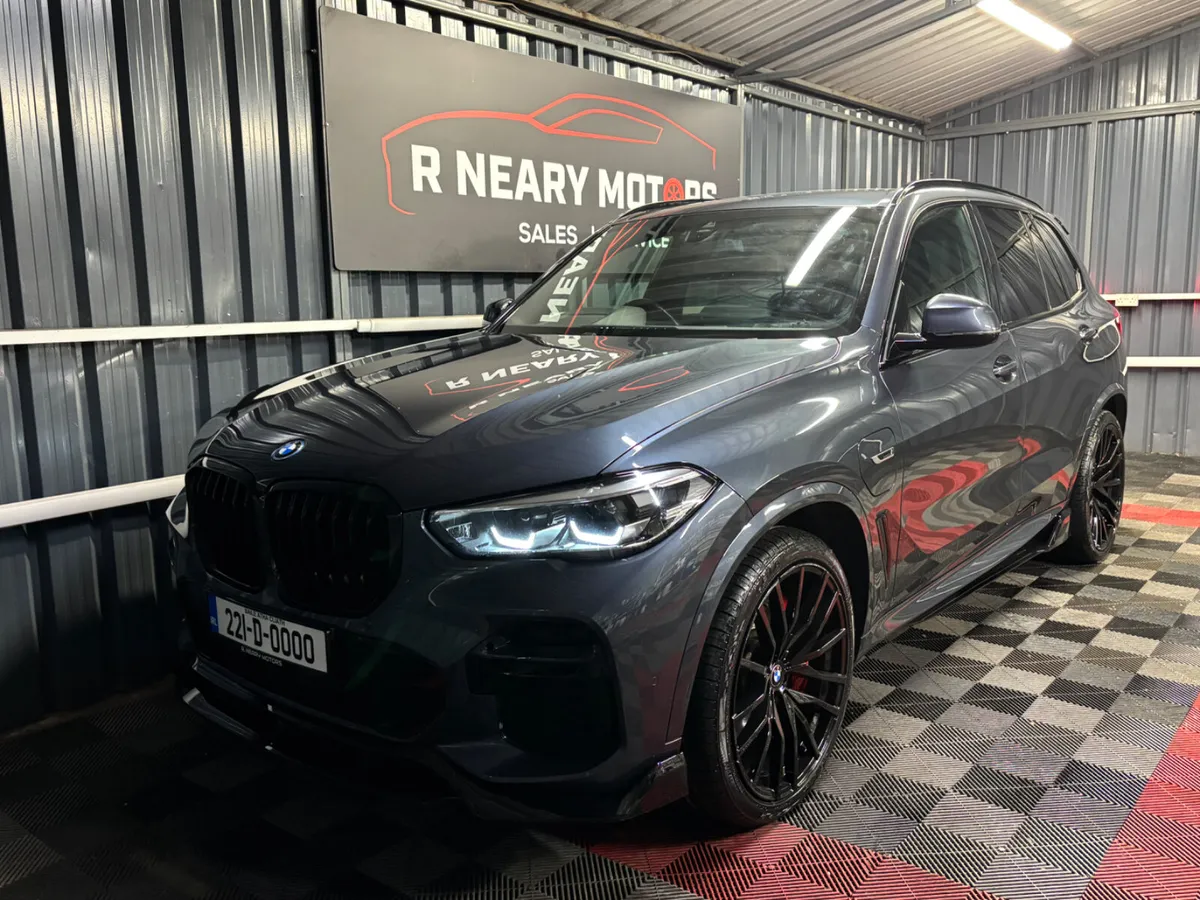 2022 BMW X5 45e M-Sport Plus Automatic - Image 4