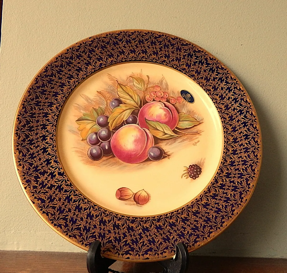 2 Aynsley Fine Bone China Plates - Image 2