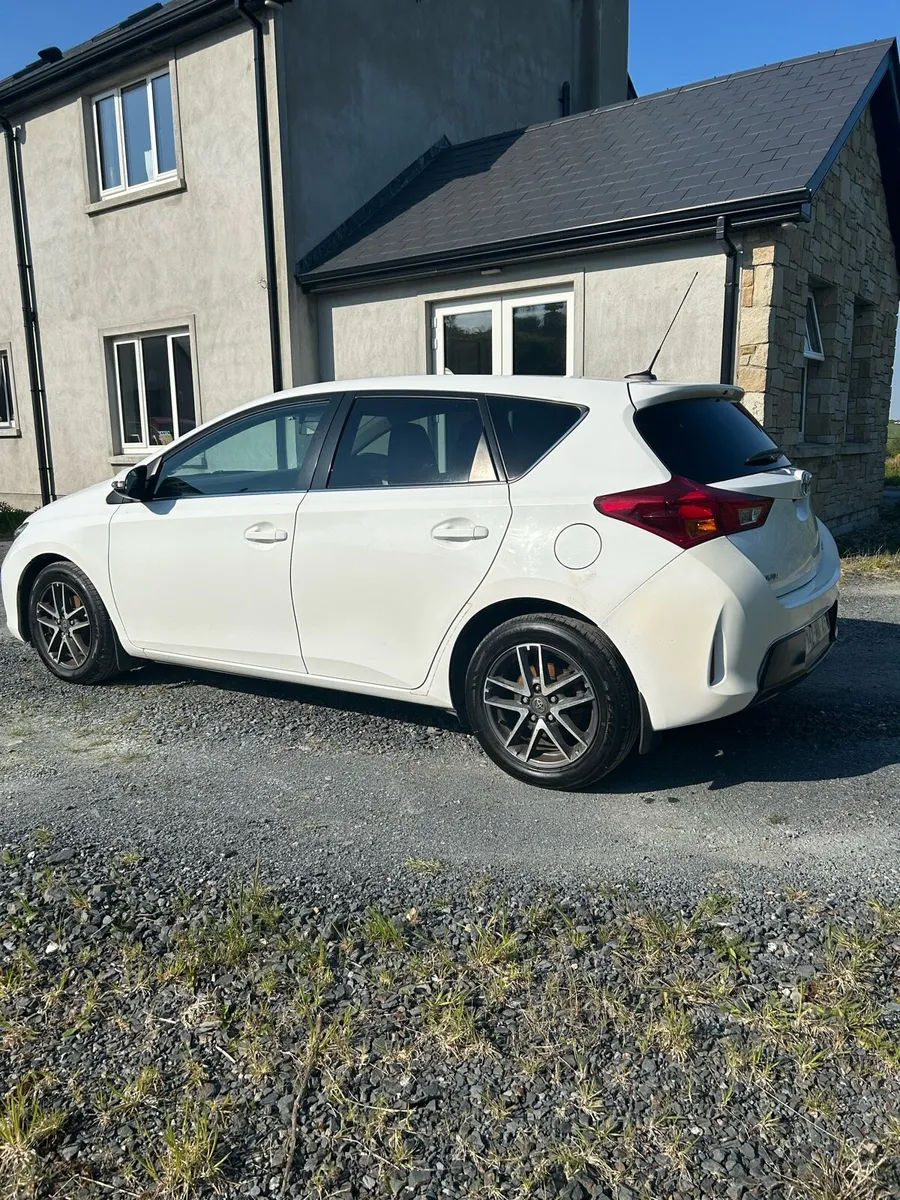 Toyota Auris 1.4 D4D - Image 4