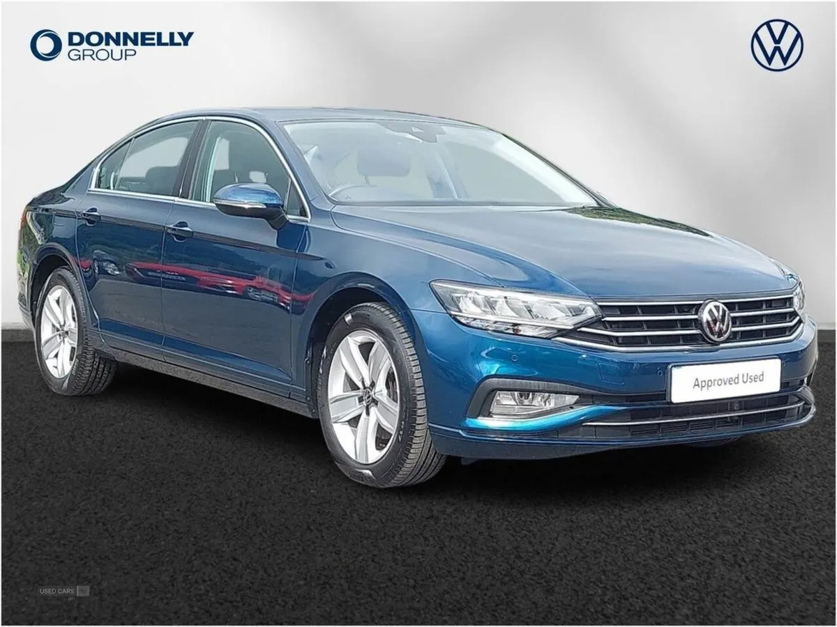 Volkswagen Passat 2.0 TDI EVO SCR SE Nav 4dr - Image 1