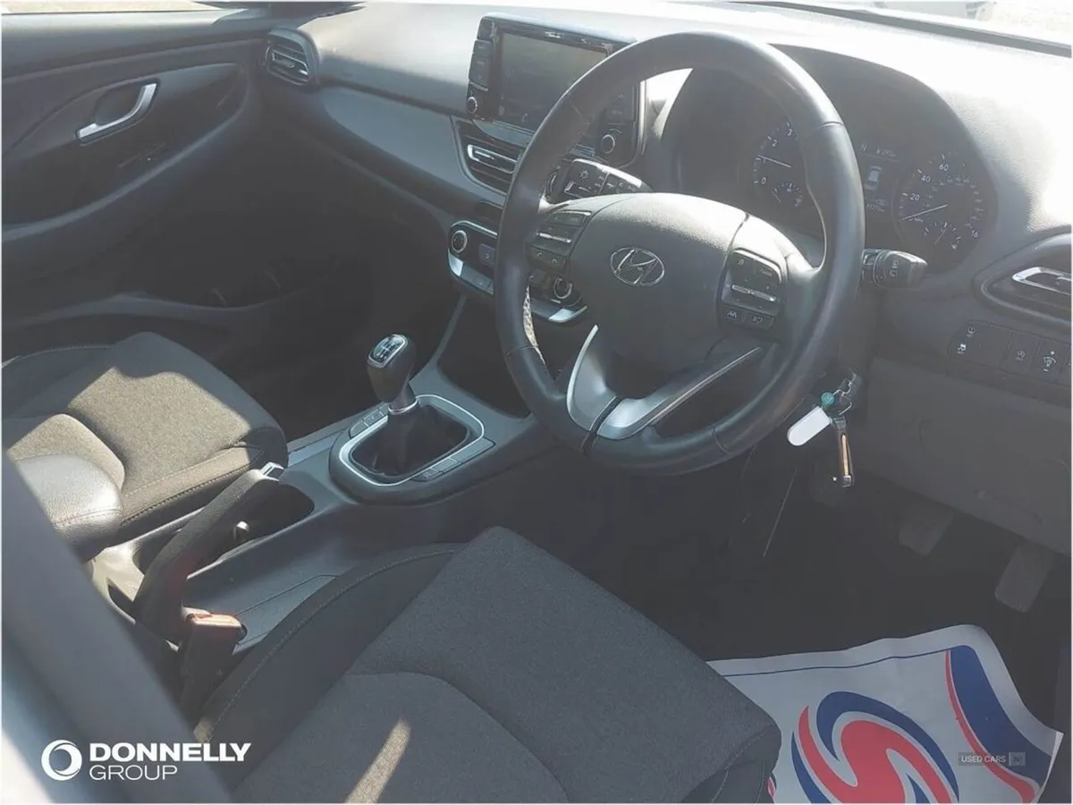 Hyundai i30 1.0t GDi SE Connect 5dr - Image 3