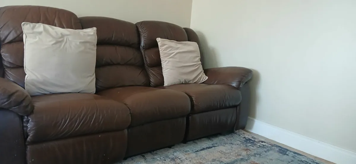 Sofa - Image 3