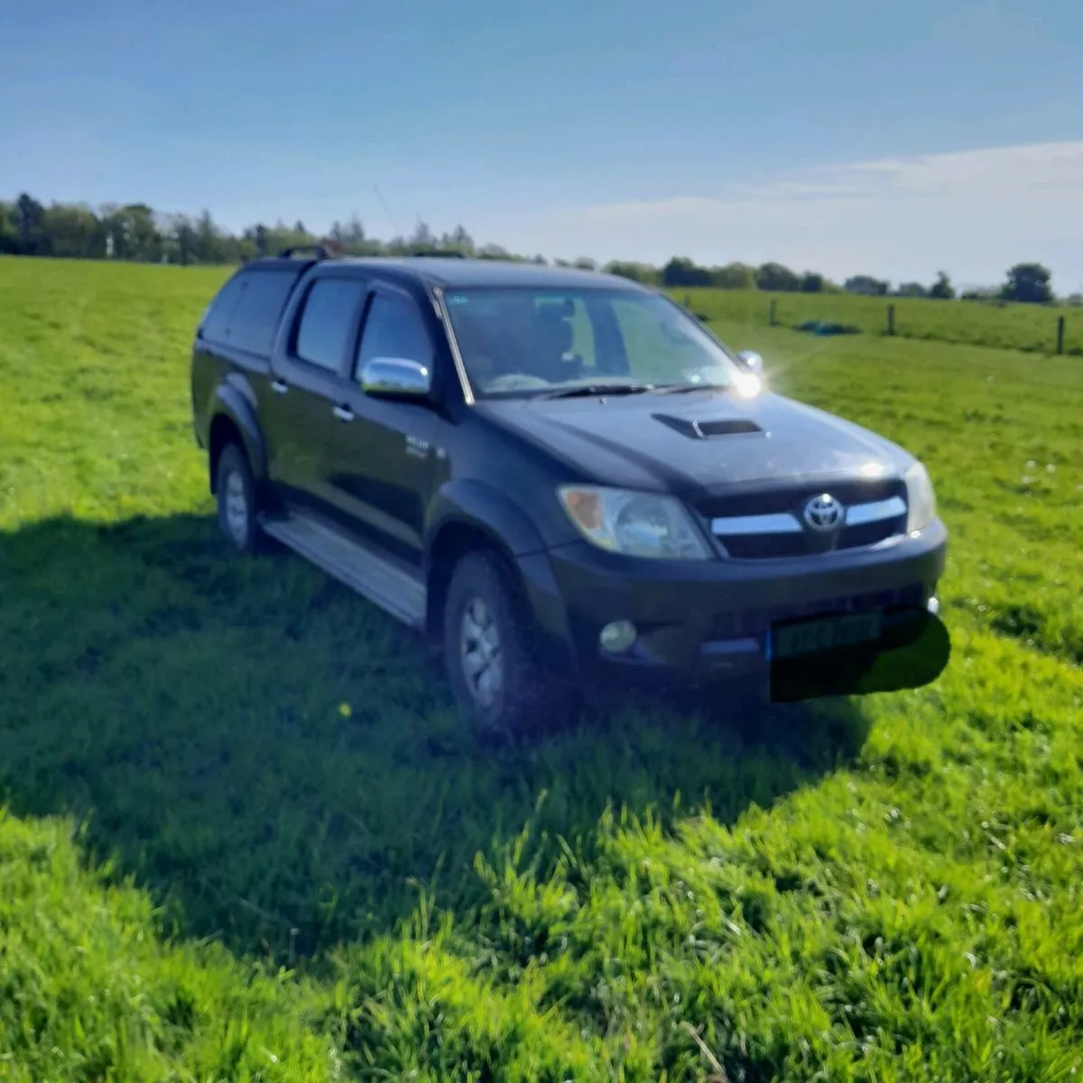 Toyota Hilux 3.0 D4d - Image 1
