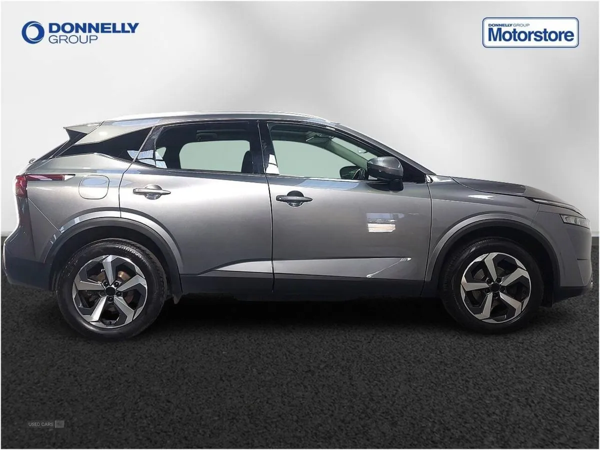 Nissan QASHQAI 1.3 Dig-t MH 158 N-connecta 5dr Xt - Image 3