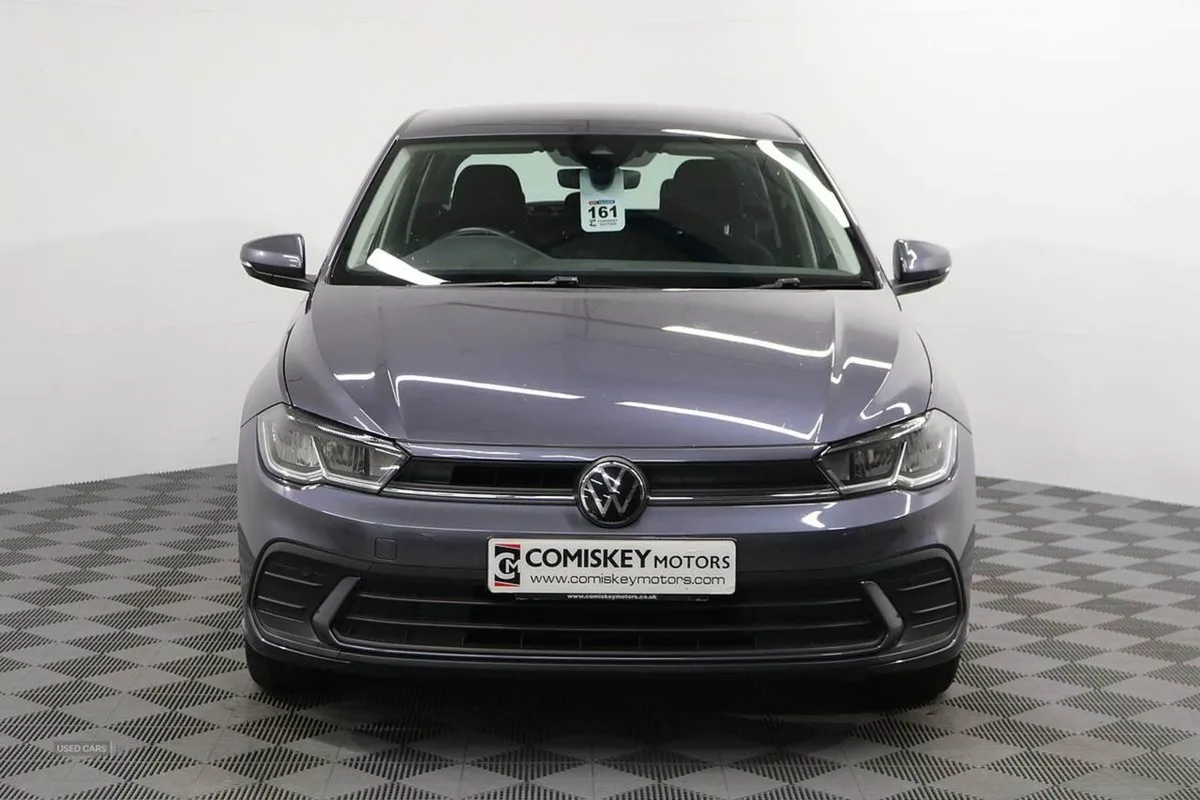 Volkswagen Polo EVO Life - Image 2