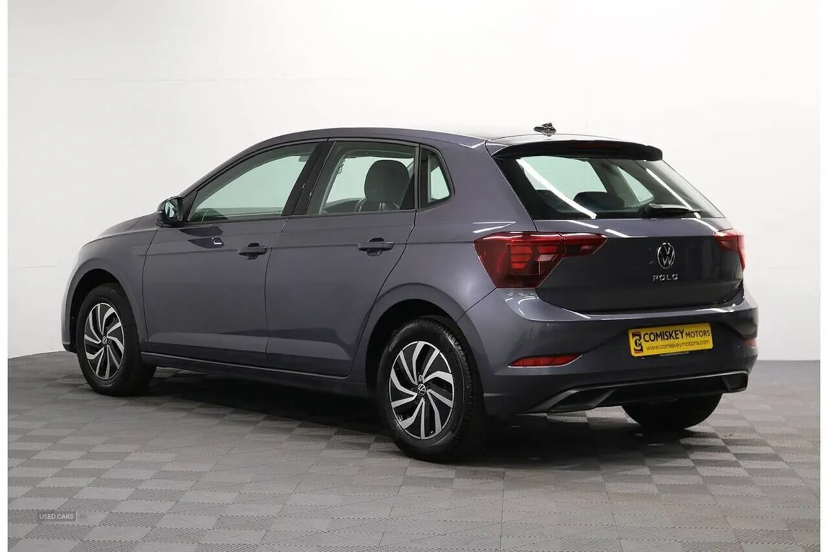 Volkswagen Polo EVO Life - Image 4