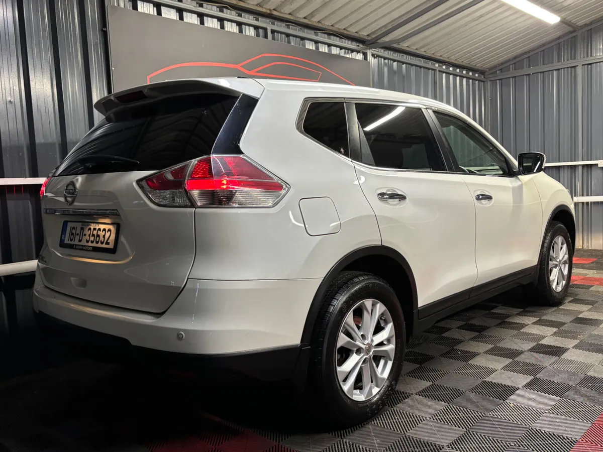 2016 161 Nissan X-Trail 1.6d SV 5 Seat Manual - Image 2