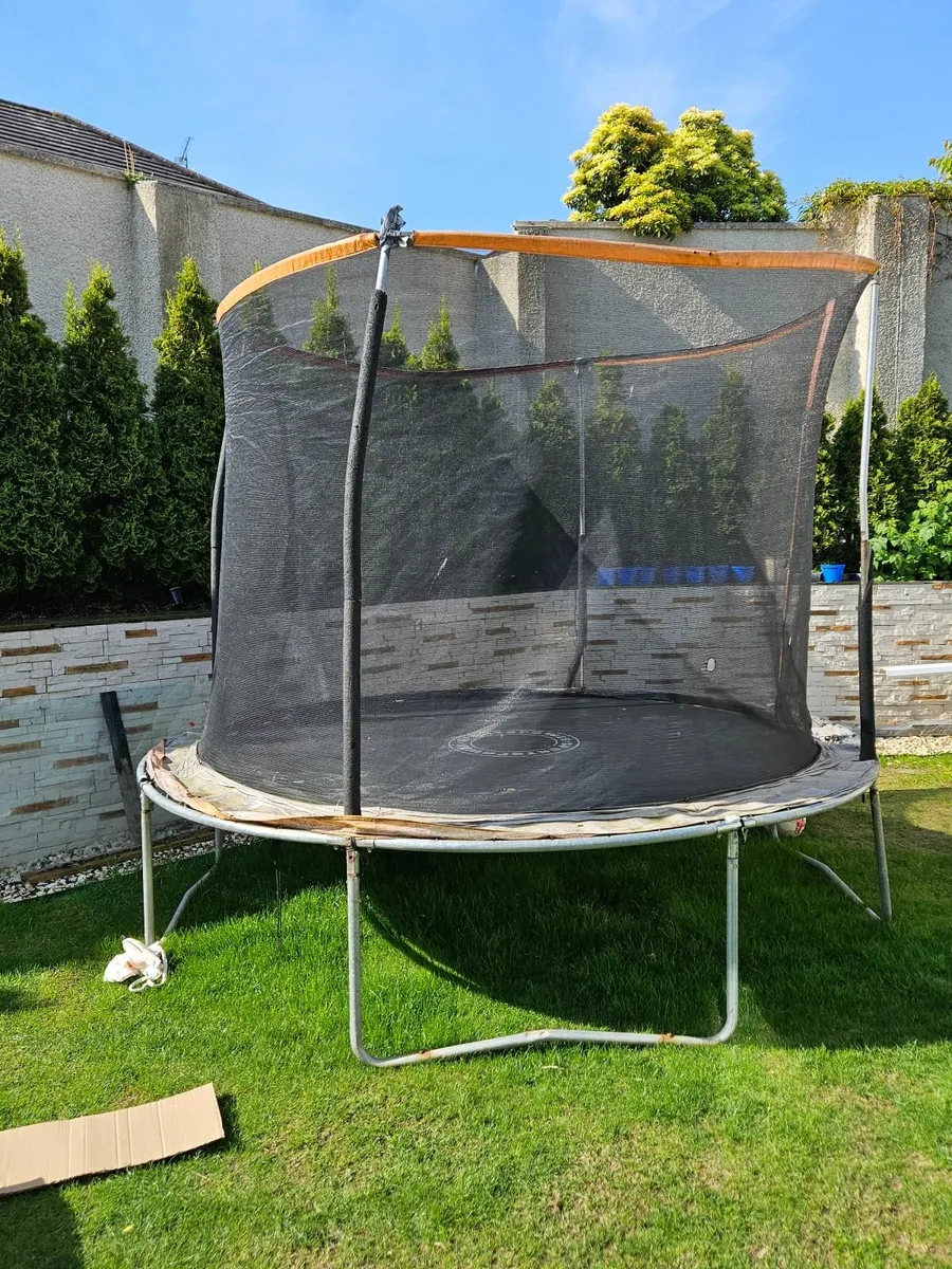 Free trampoline