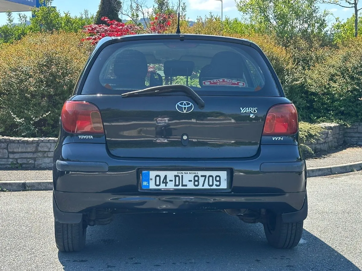 Toyota Yaris 2004 - Image 4