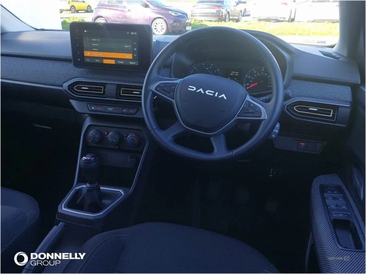 Dacia Sandero Stepway 1.0 TCe Expression 5dr - Image 4