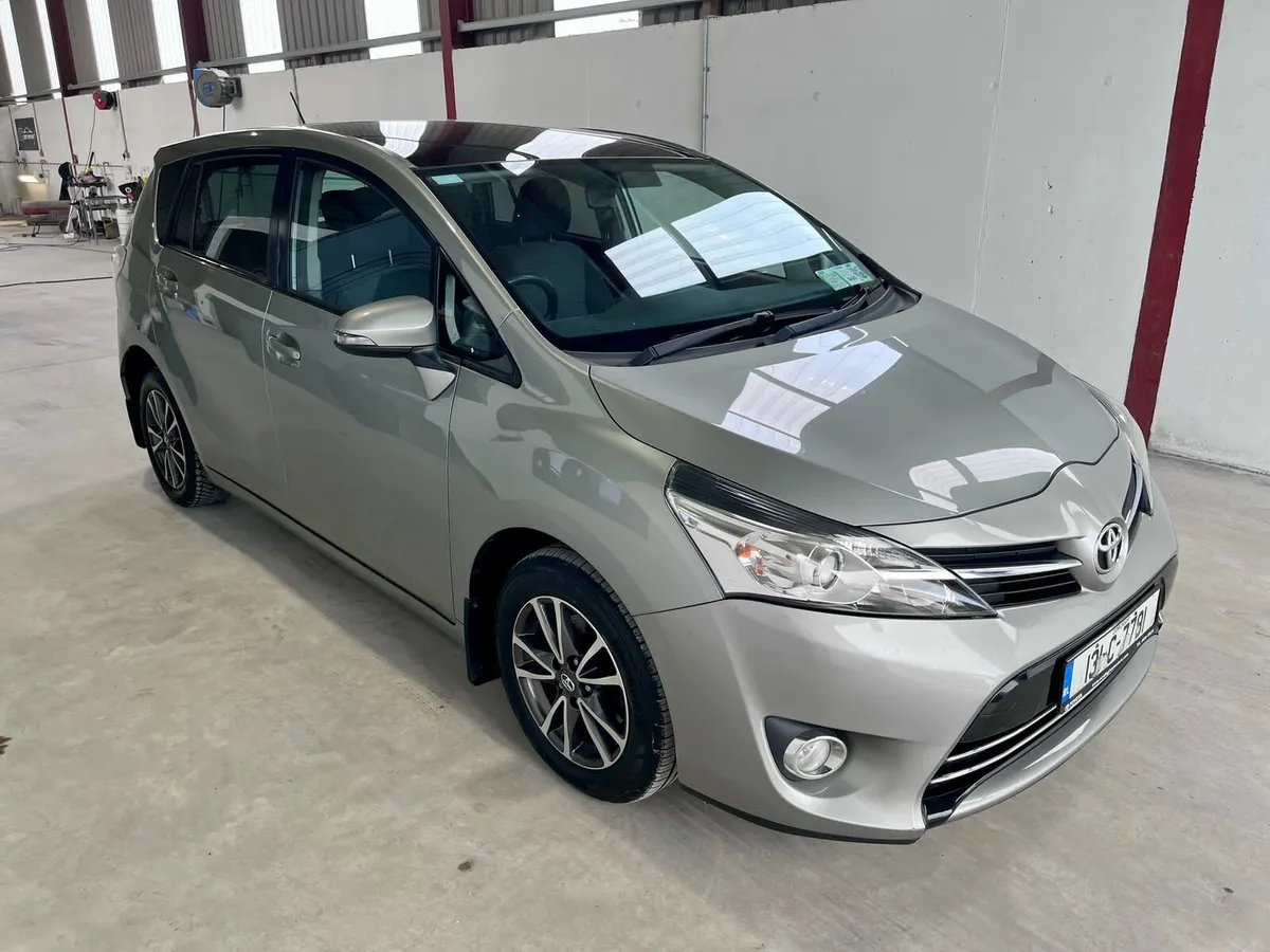 Toyota verso luna skyview 2.0d 7 seater - Image 3