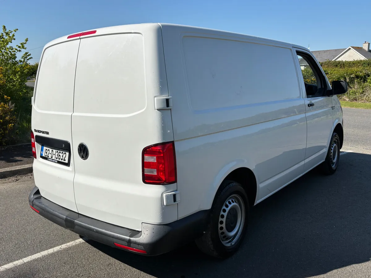 2019 Volkswagen Transporter SWB Vat INC - Image 3