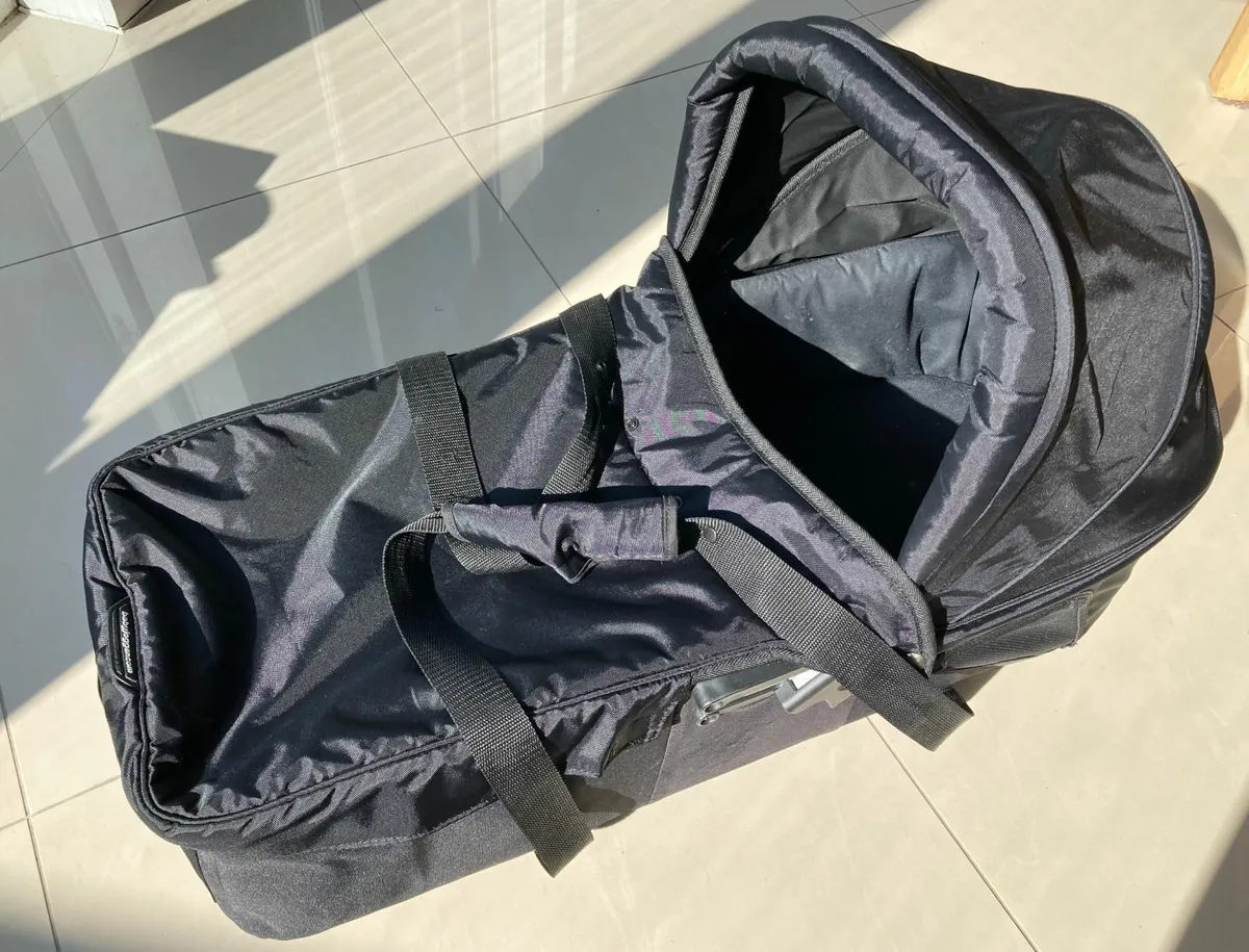 Babyjogger City Mini Carrycot (Older version?) - Image 1