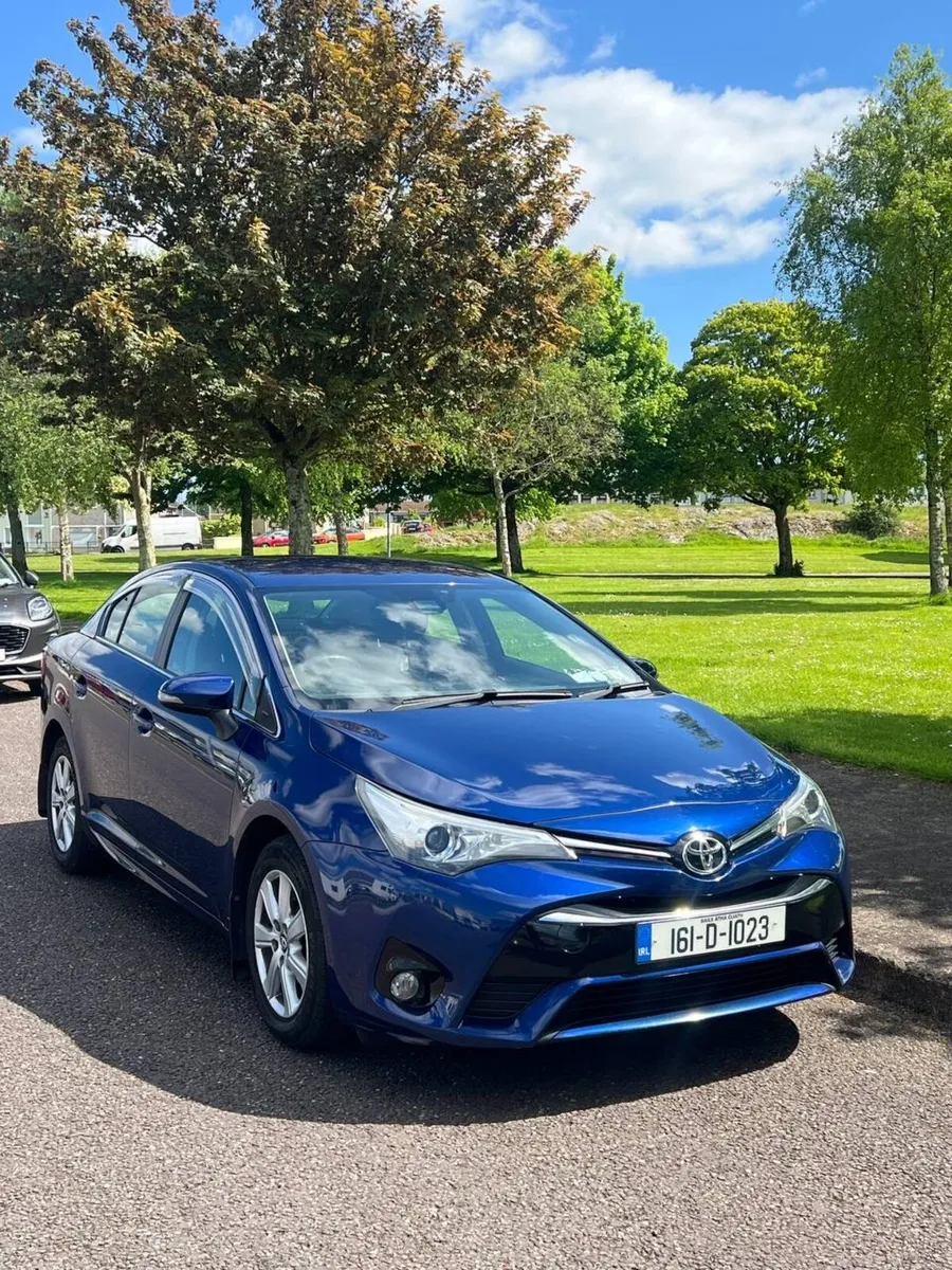 Toyota avensis 1.6 diesel Low Mileage 168km - Image 1