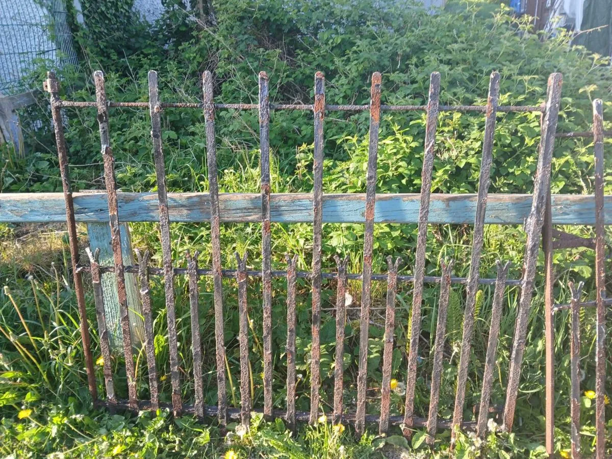 8 ft wrought iron hand forged gates - Image 4