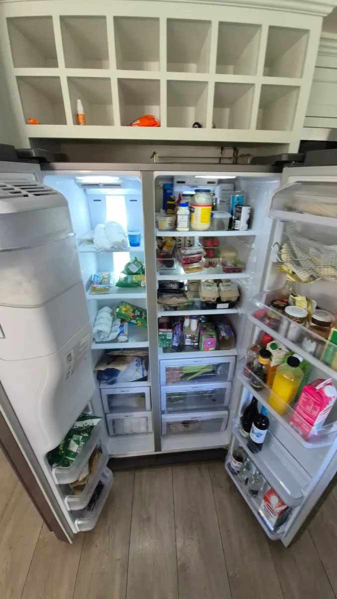 Fridge - Image 3