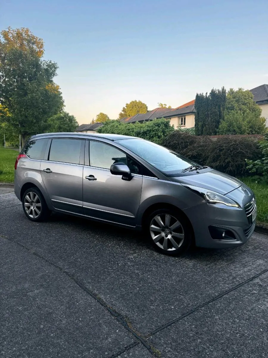 Peugeot 5008 7 Seater Full Leather - Image 4