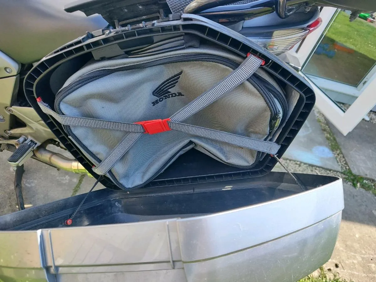 2006 Honda CBF 1000A - Image 3