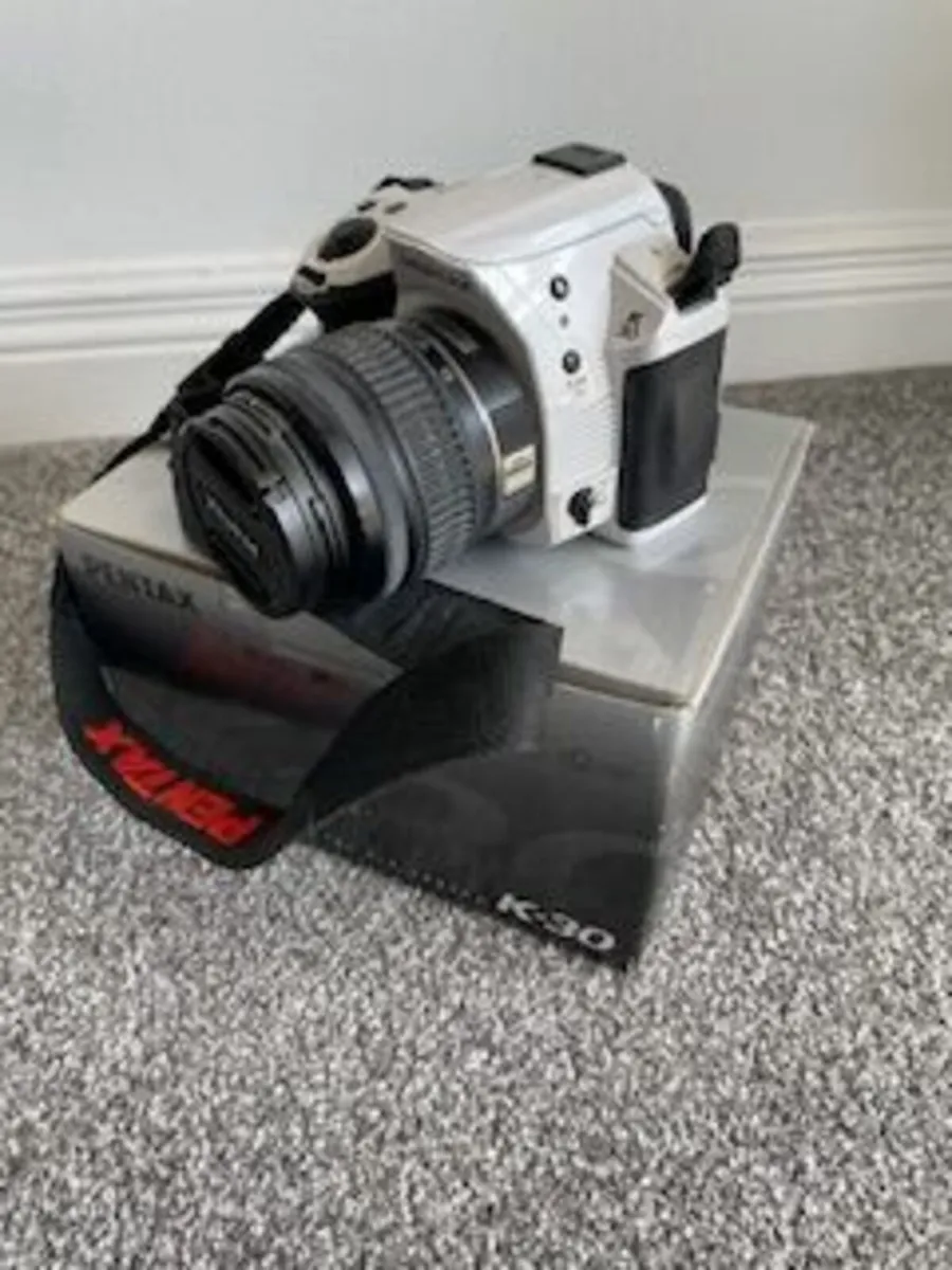 Pentax K-30 DSLR Camera – As New, with Accessories - Image 2