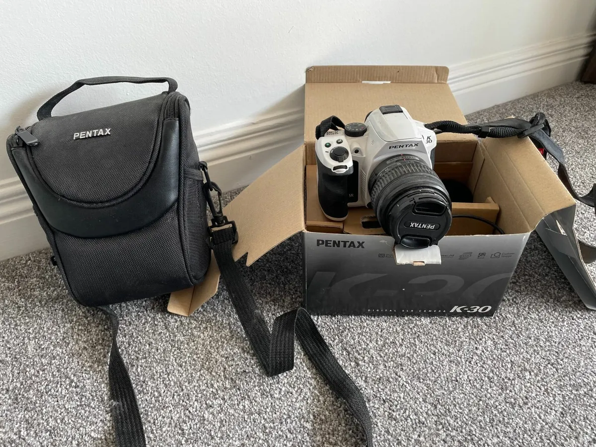 Pentax K-30 DSLR Camera – As New, with Accessories - Image 4