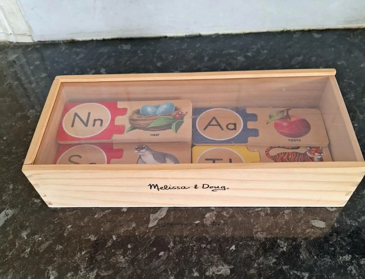 Melissa and Doug alphabet puzzle - Image 2