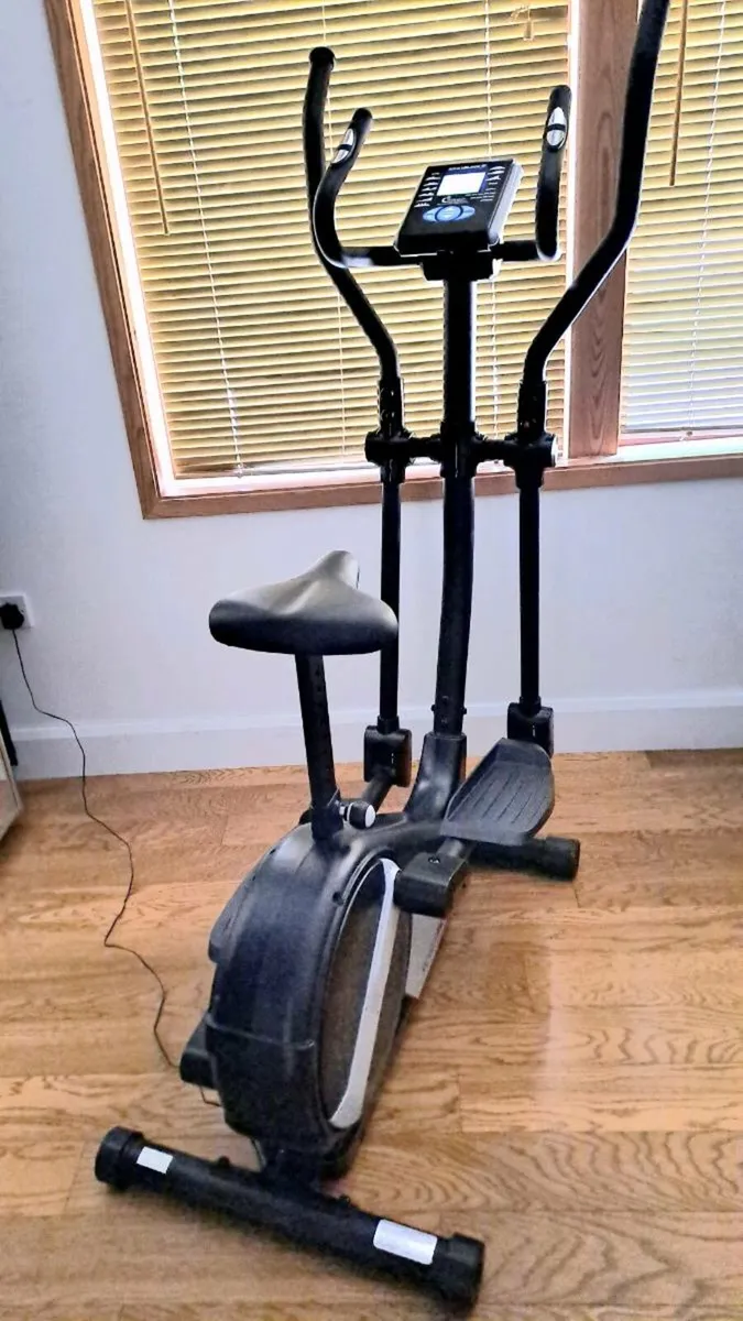 Cross trainer. Roger Black. - Image 4