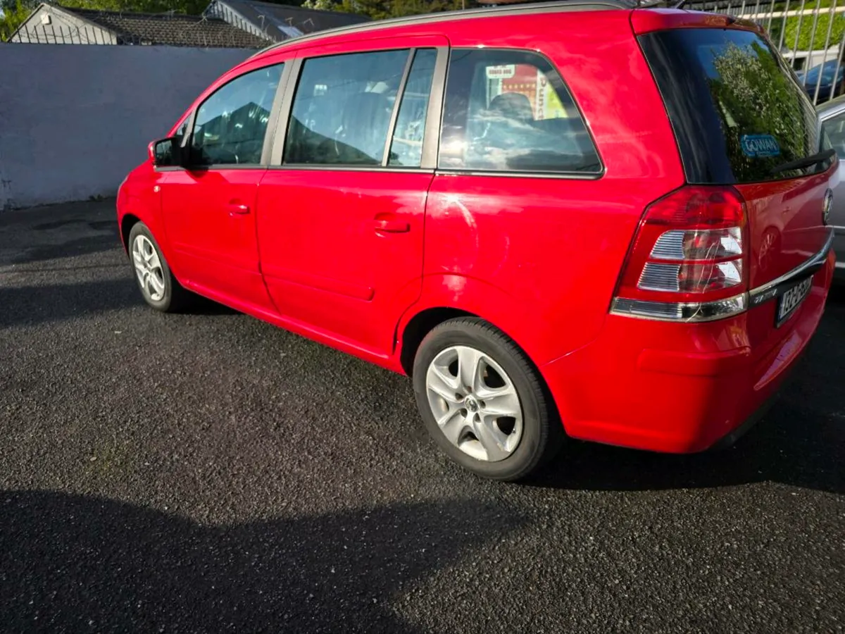 Vauxhall Zafira ecotec 7 seater - Image 3