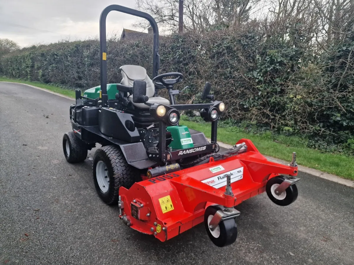 Ransomes ride on mower lawnmower - Image 4