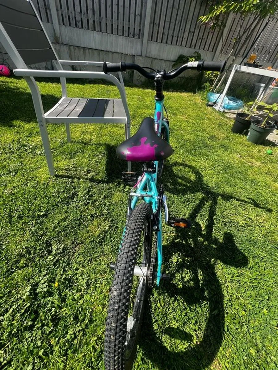 Kids 18'' Squish Bike - Almost New - Image 3
