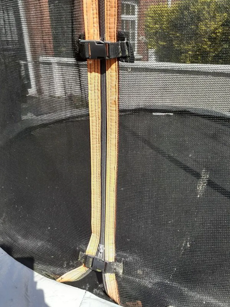 Large trampoline - Image 3