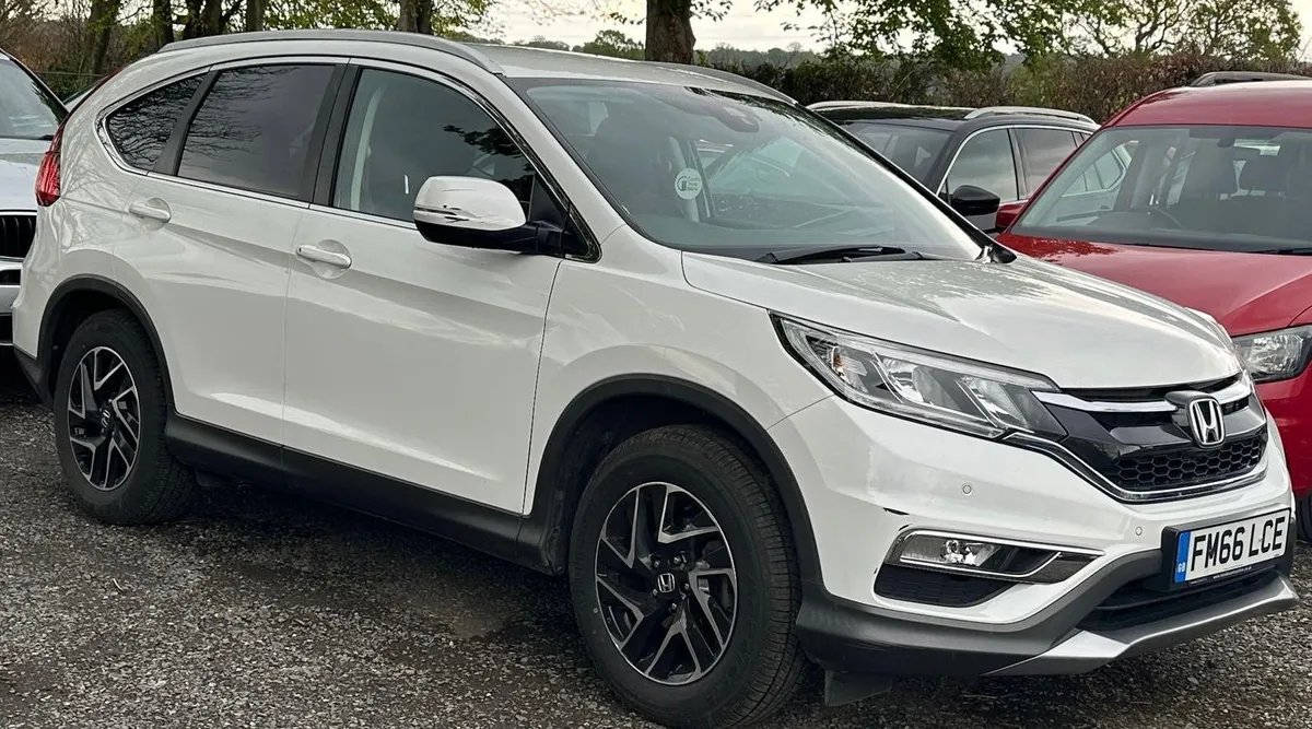 HONDA CR-V SE+I-DTEC 4X2//1 YEAR ROAD TAX//