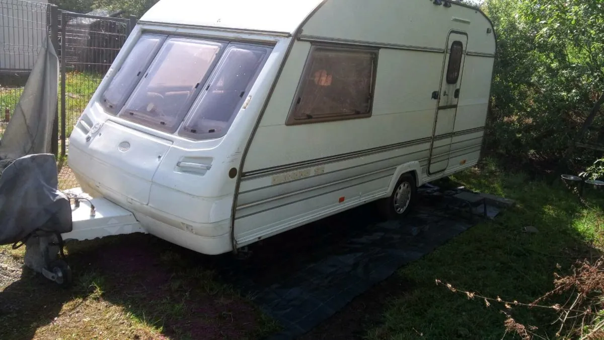 Caravan - Image 1